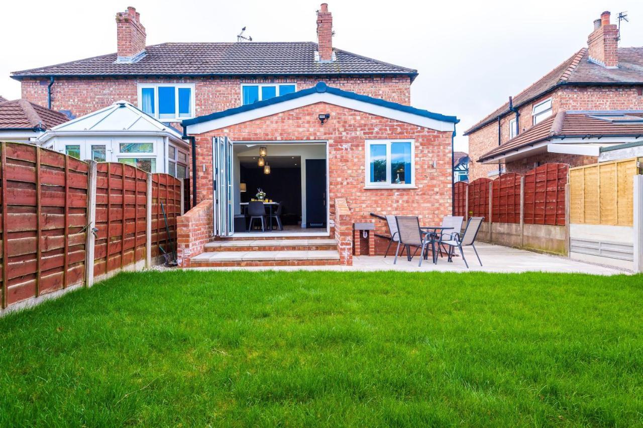 Sandileigh House By Yourstays - Luxurious 3 Bedroom House In Altrincham Exterior foto